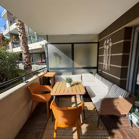L'appart Idéal Famille, Terrasse, Piscine, Appartement